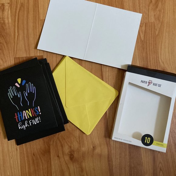 Paper Riot Black Thanks High Five!  Thank You Cards and envelopes Set of 10 NIB - Picture 2 of 4